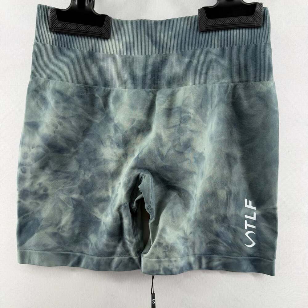 1566 TLF Cosmic Seamless Scrunch Butt Shorts Size Medium